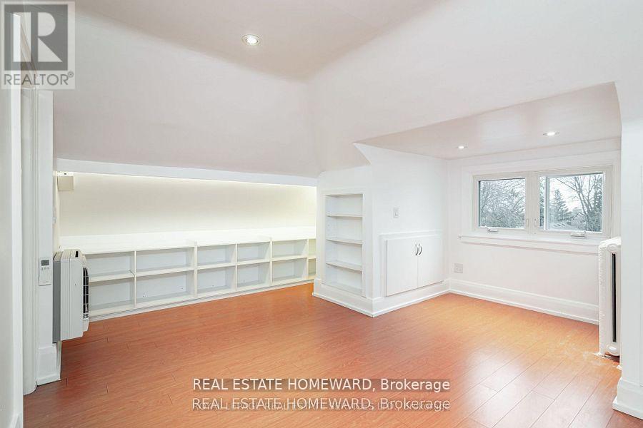 56 Oakwood Avenue Property Photo 24