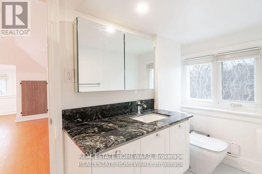 56 Oakwood Avenue Property Photo 27