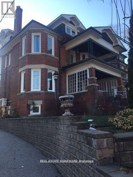 56 Oakwood Avenue Property Photo 32