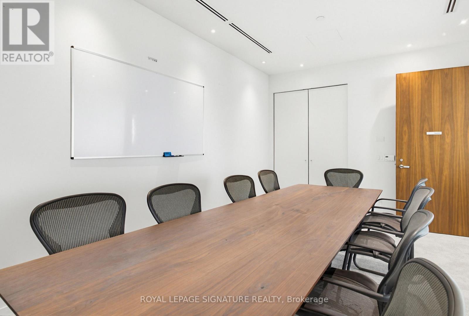 1314-1324 - 130 Queens Quay E Property Photo 18