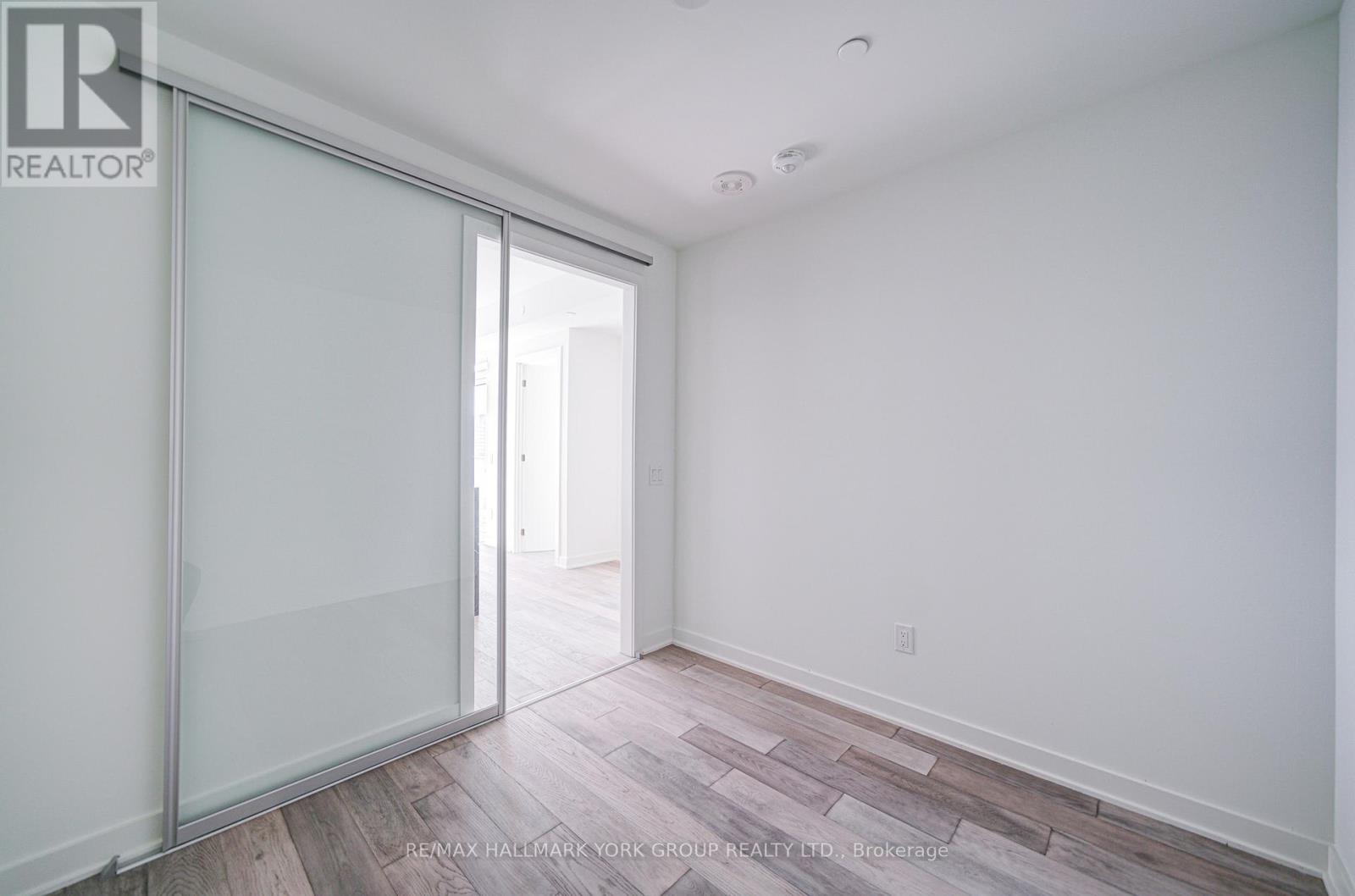3609 - 11 Yorkville Avenue Property Photo 24