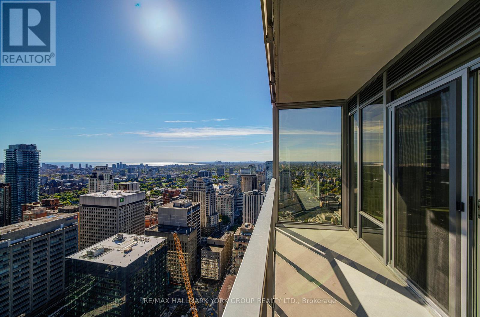 3609 - 11 Yorkville Avenue Property Photo 25