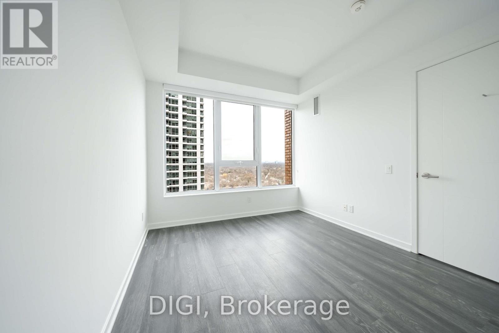 4507 - 25 Selby Street Property Photo 12