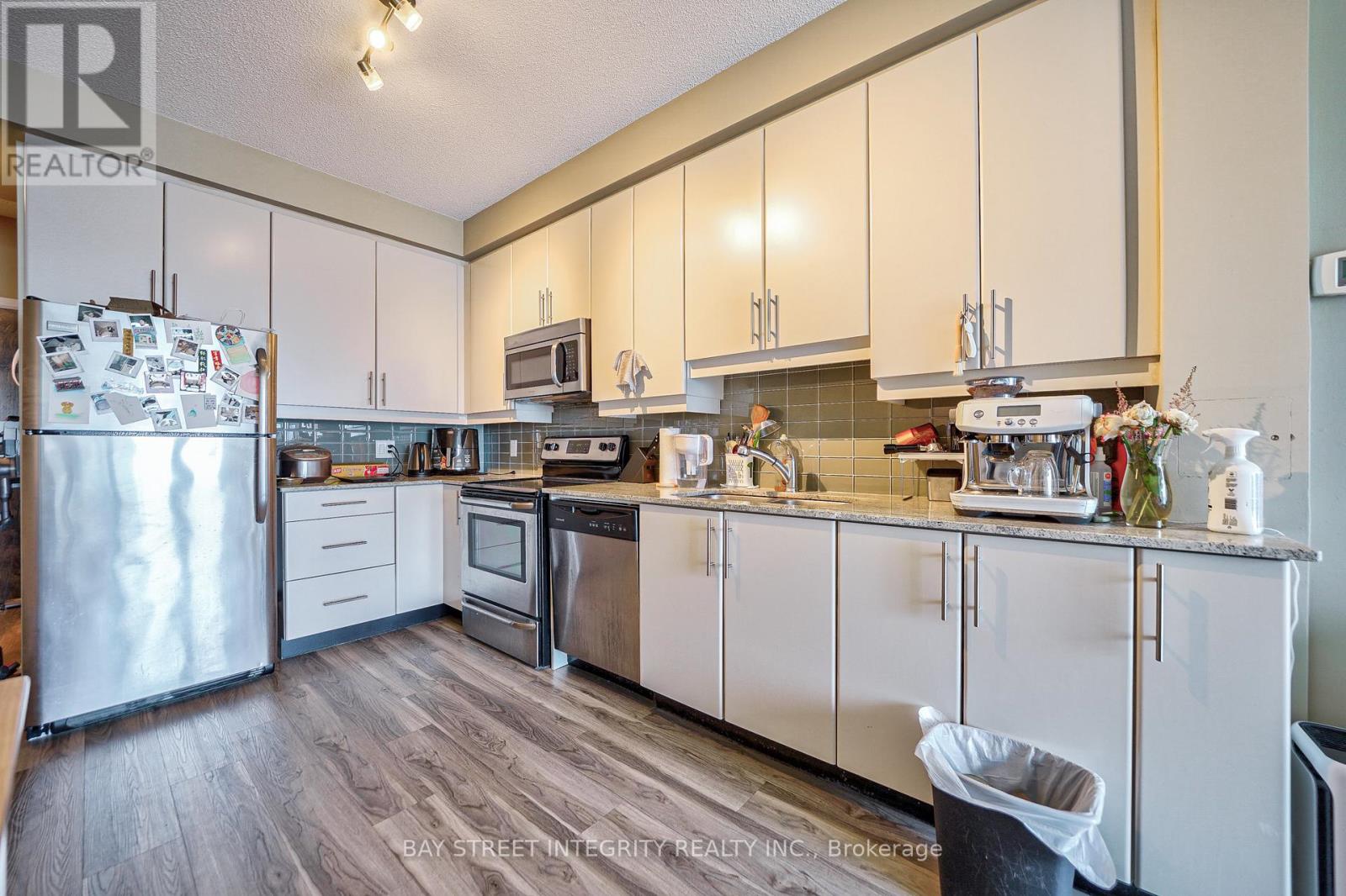 2609 - 33 Bay Street Property Photo 15