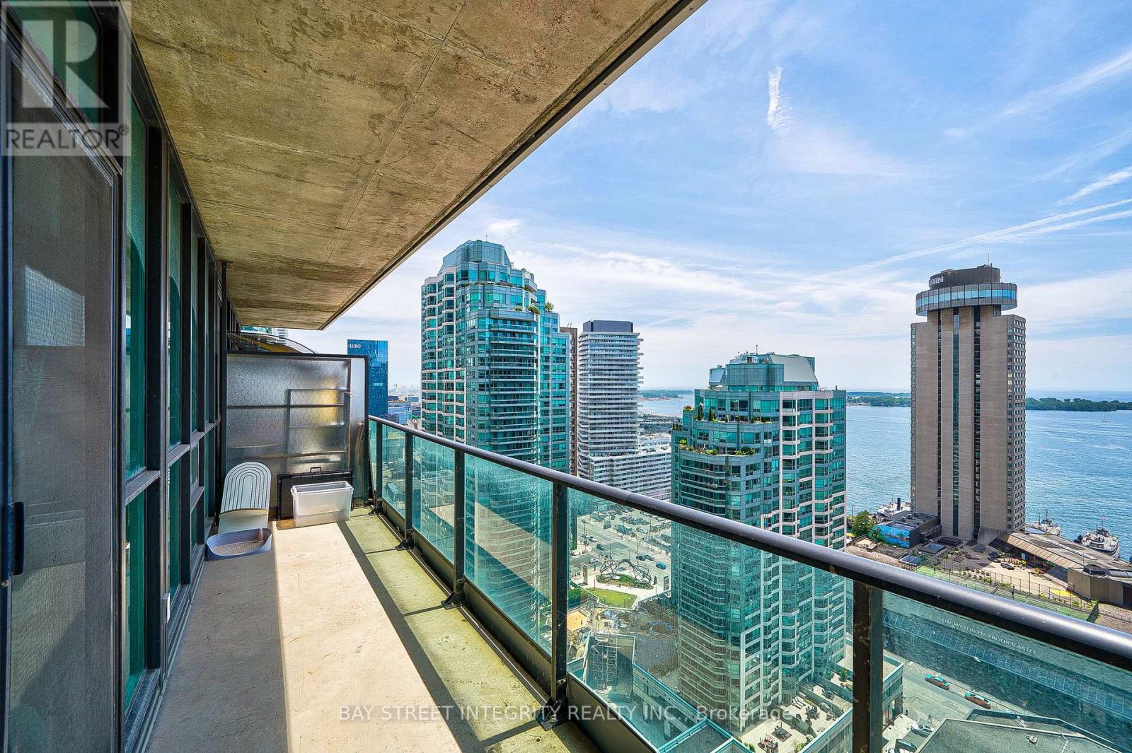 2609 - 33 Bay Street Property Photo 22