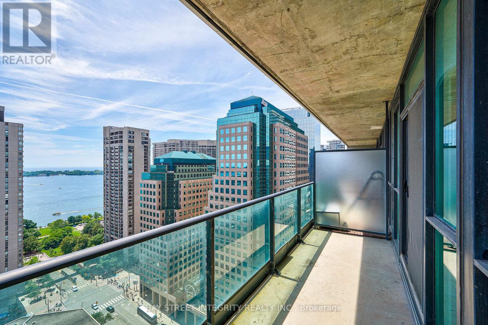 2609 - 33 Bay Street Property Photo 23