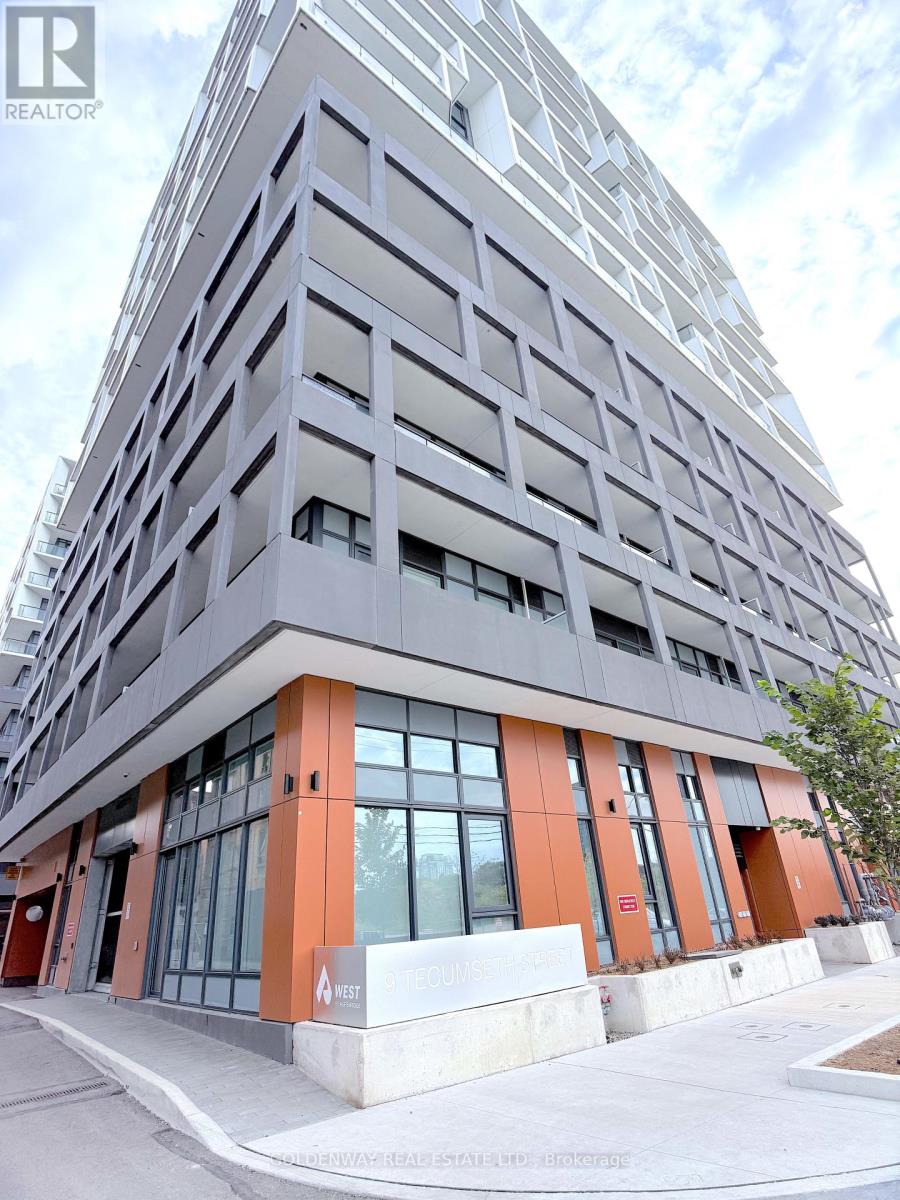 814 - 9 TECUMSETH STREET Property Photo 1