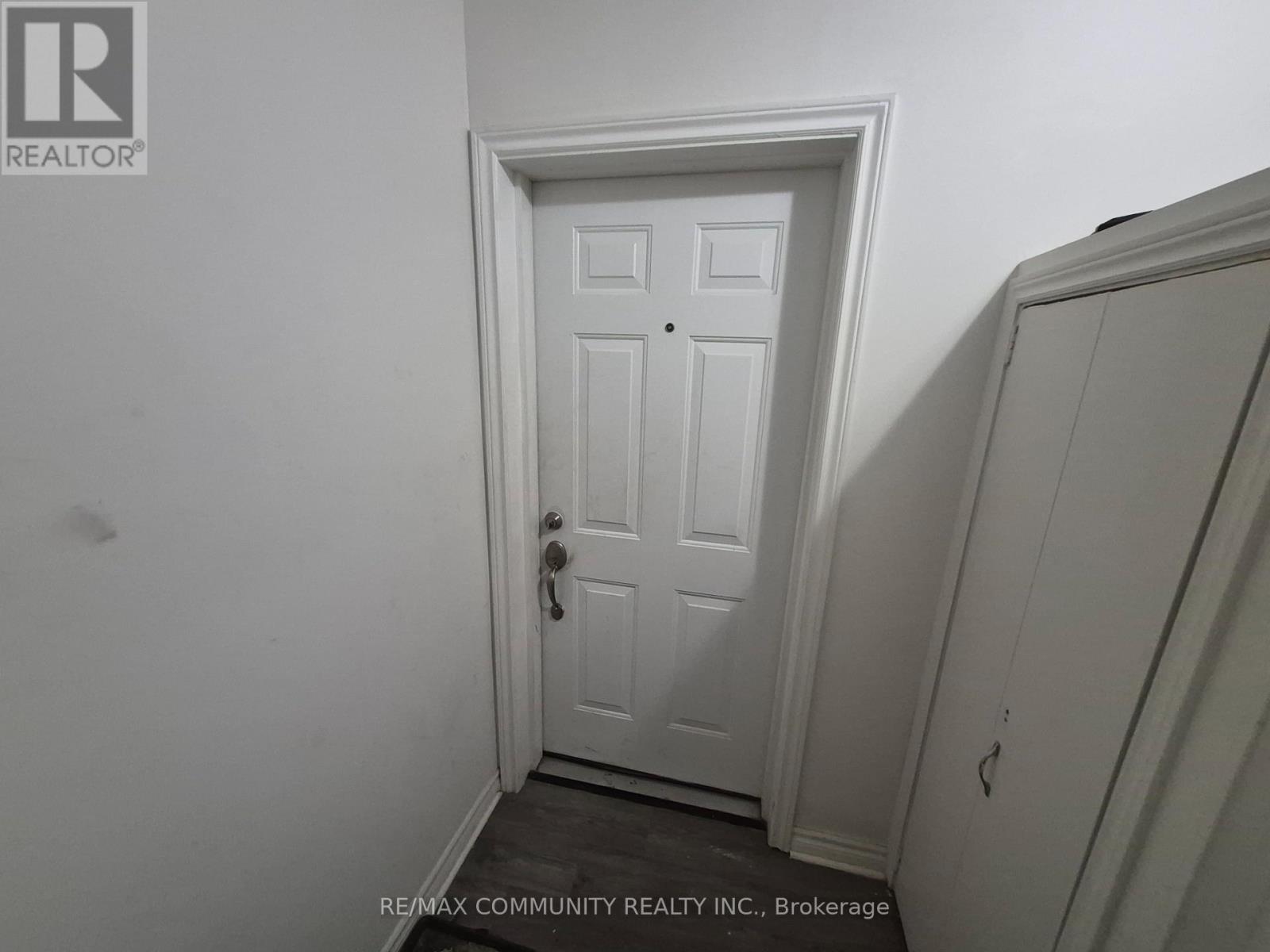 636 Vaughan Road Property Photo 5