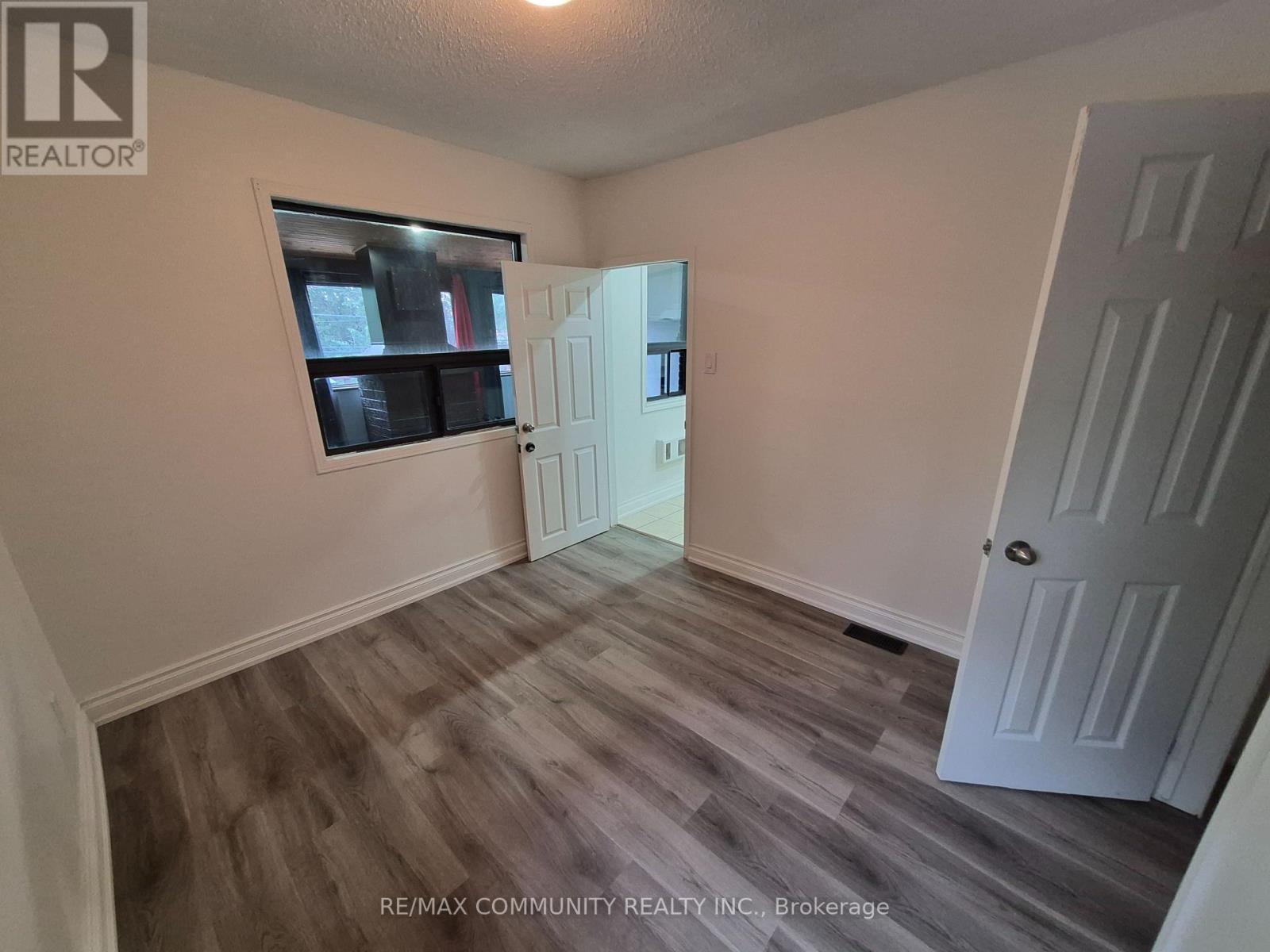 636 Vaughan Road Property Photo 13
