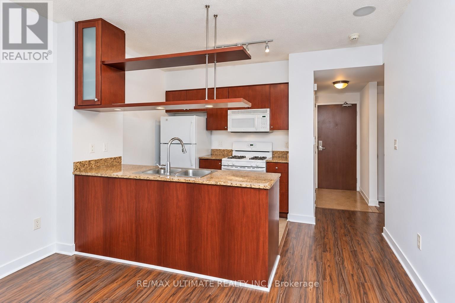 4601 - 35 Mariner Terrace Property Photo 5
