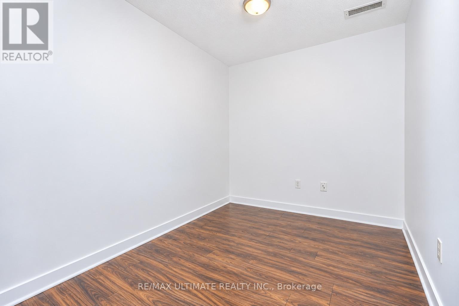 4601 - 35 Mariner Terrace Property Photo 9