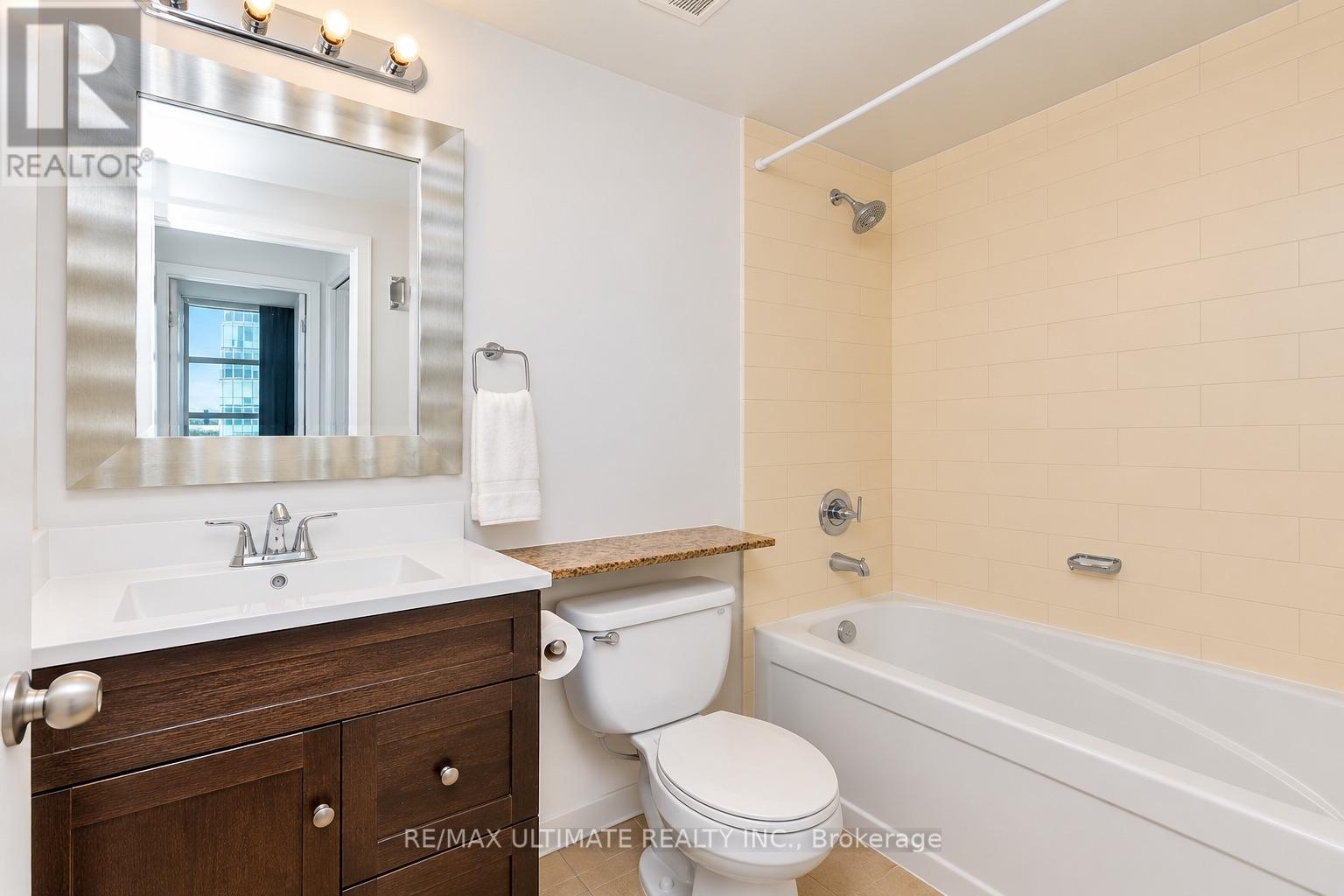 4601 - 35 Mariner Terrace Property Photo 10