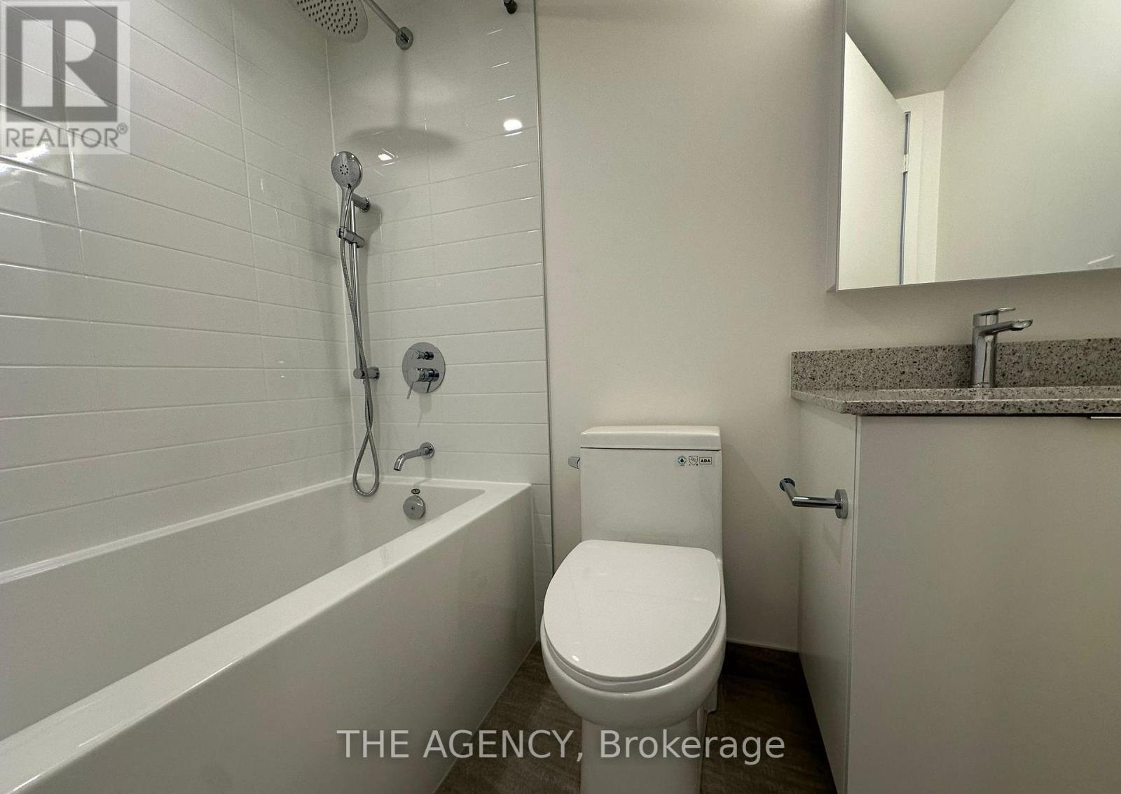 212 - 500 Wilson Avenue Property Photo 8