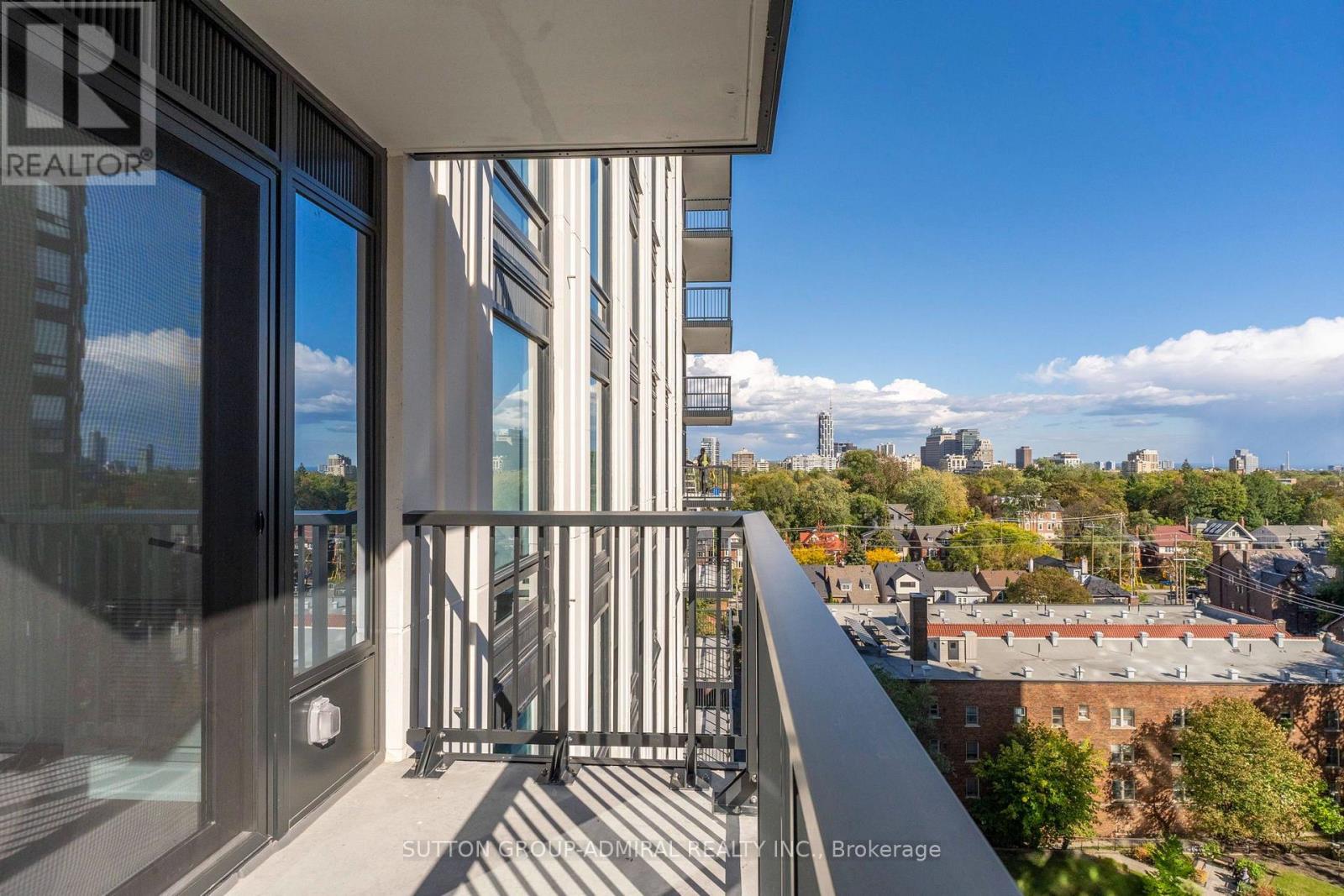 1625 - 89 Montclair Avenue Property Photo 23