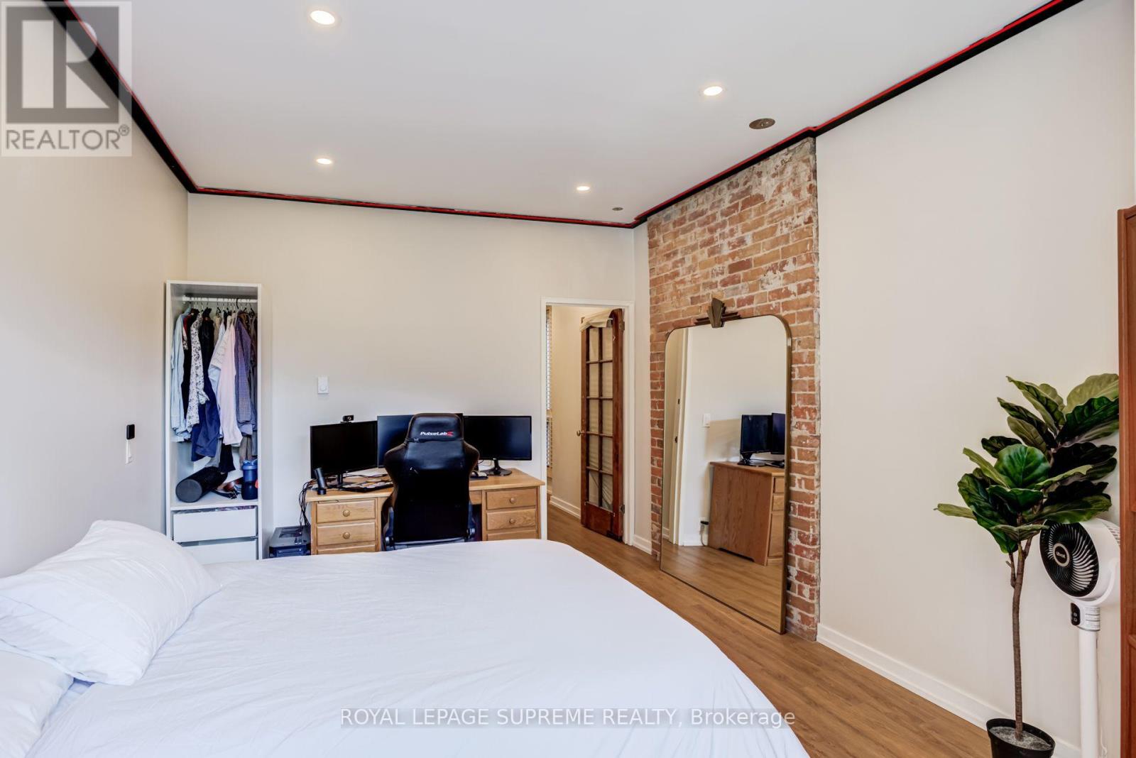767 Euclid Avenue Property Photo 11