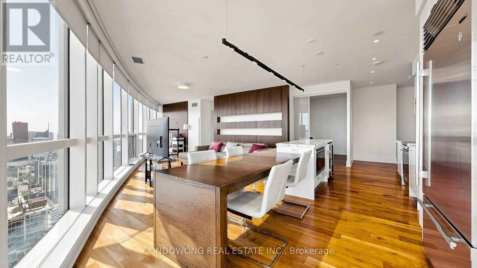 7507 - 388 Yonge Street Property Photo 16