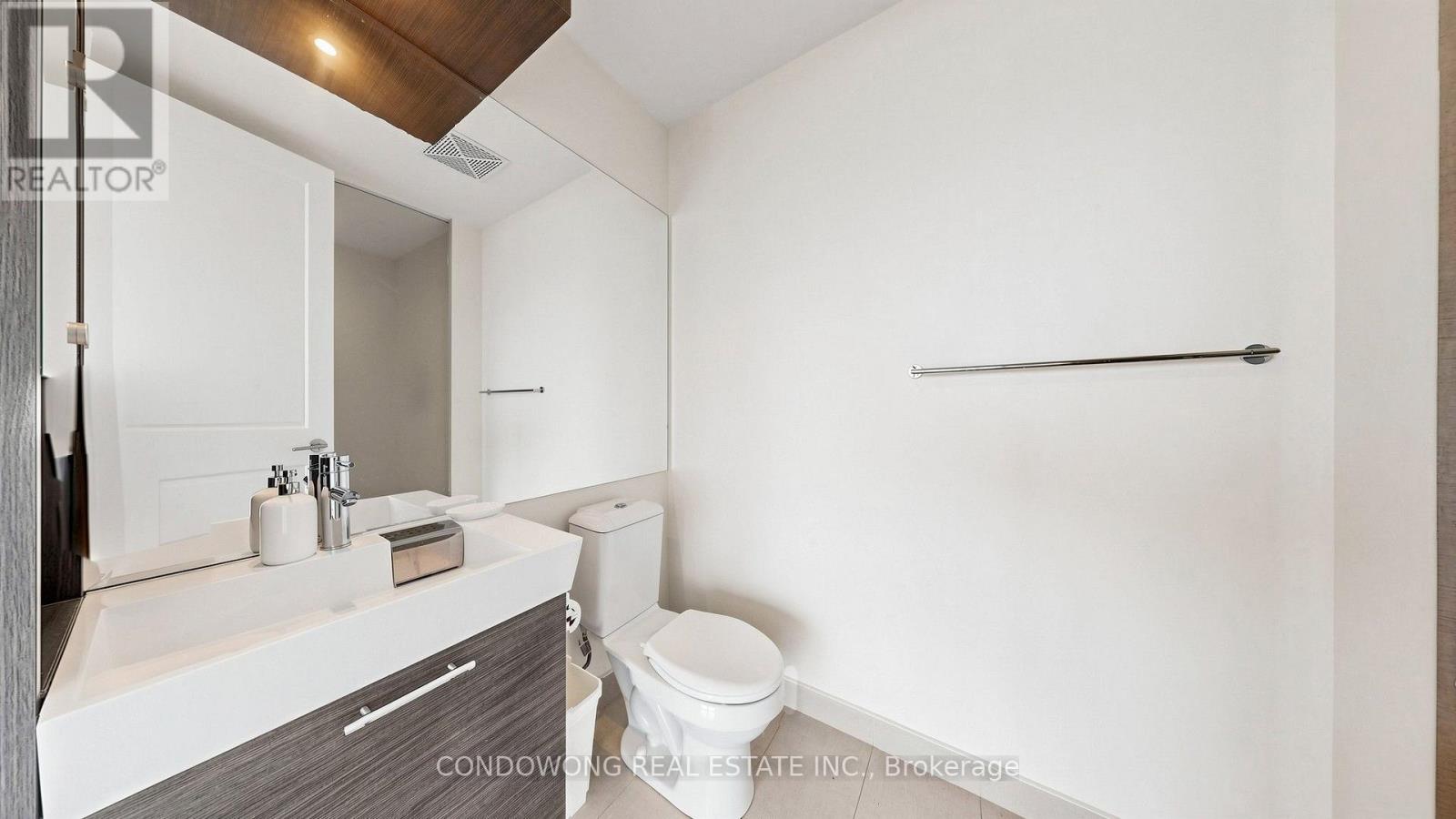7507 - 388 Yonge Street Property Photo 29