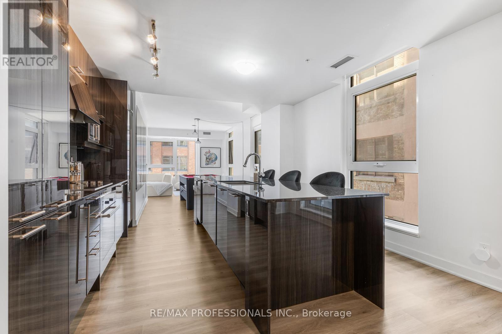 325 - 30 Nelson Street Property Photo 6