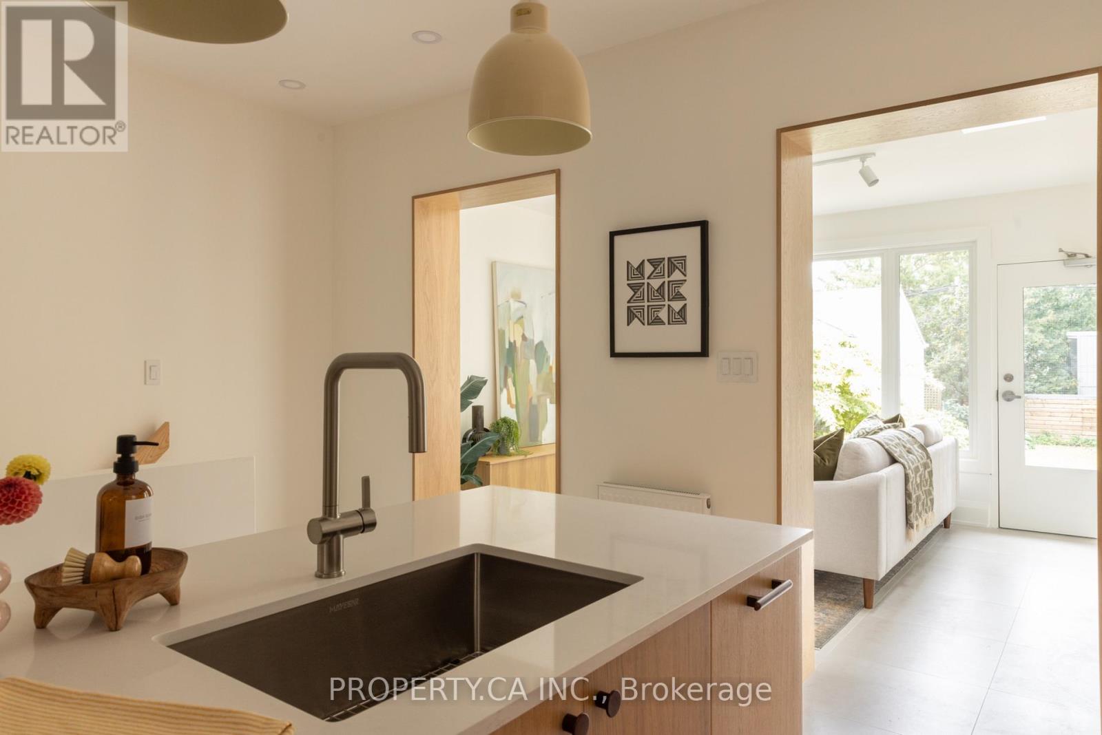 197 Roxton Road Property Photo 8