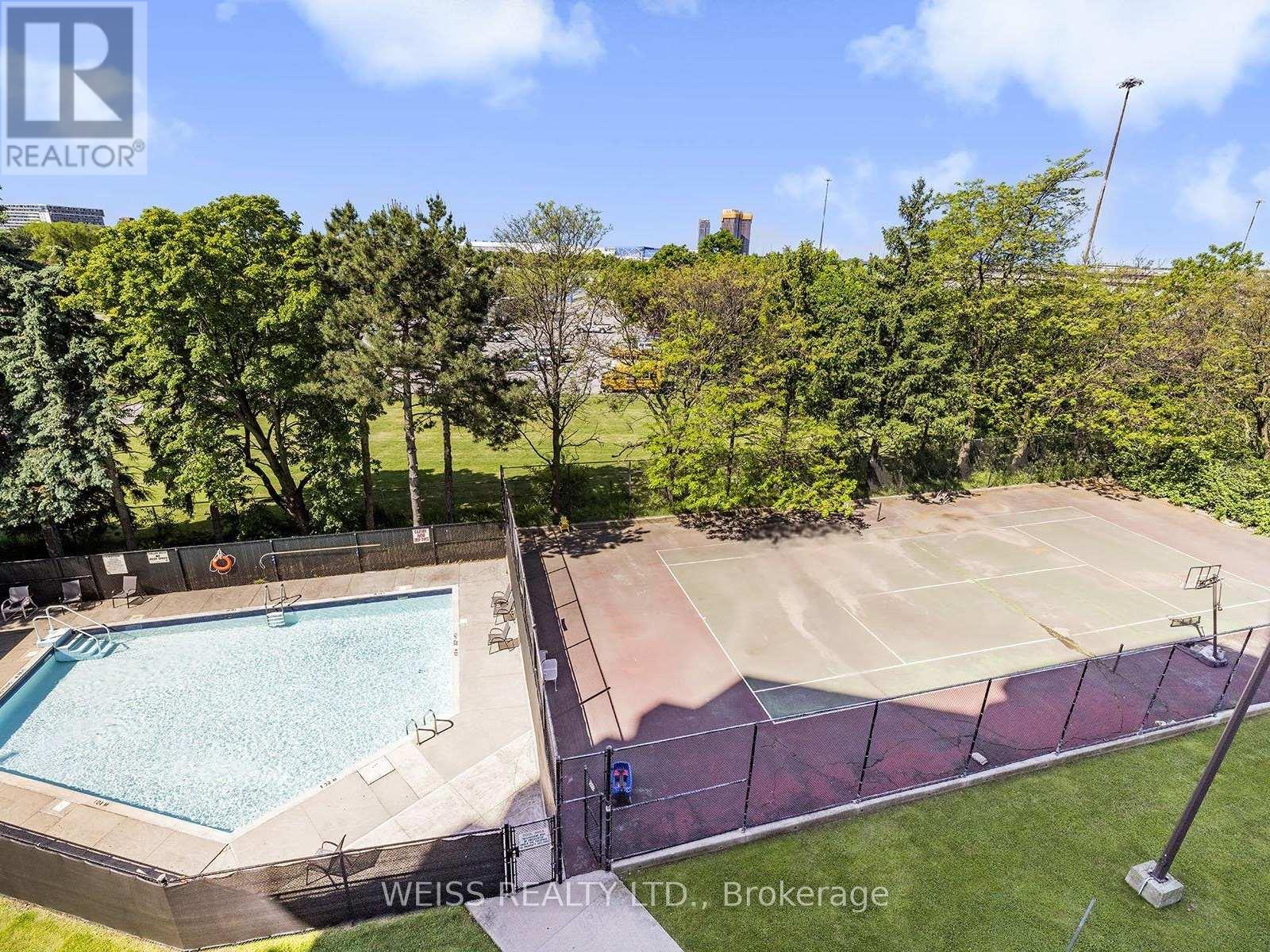 202 - 150 Neptune Drive Property Photo 31