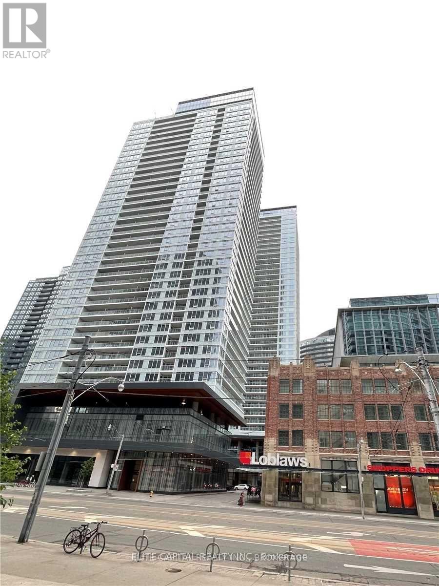 3607 - 19 Bathurst Street Property Photo 1