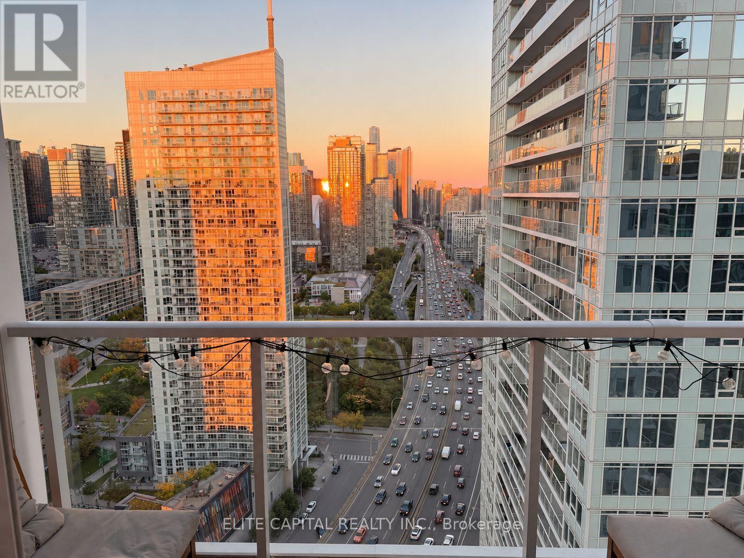 3607 - 19 Bathurst Street Property Photo 8