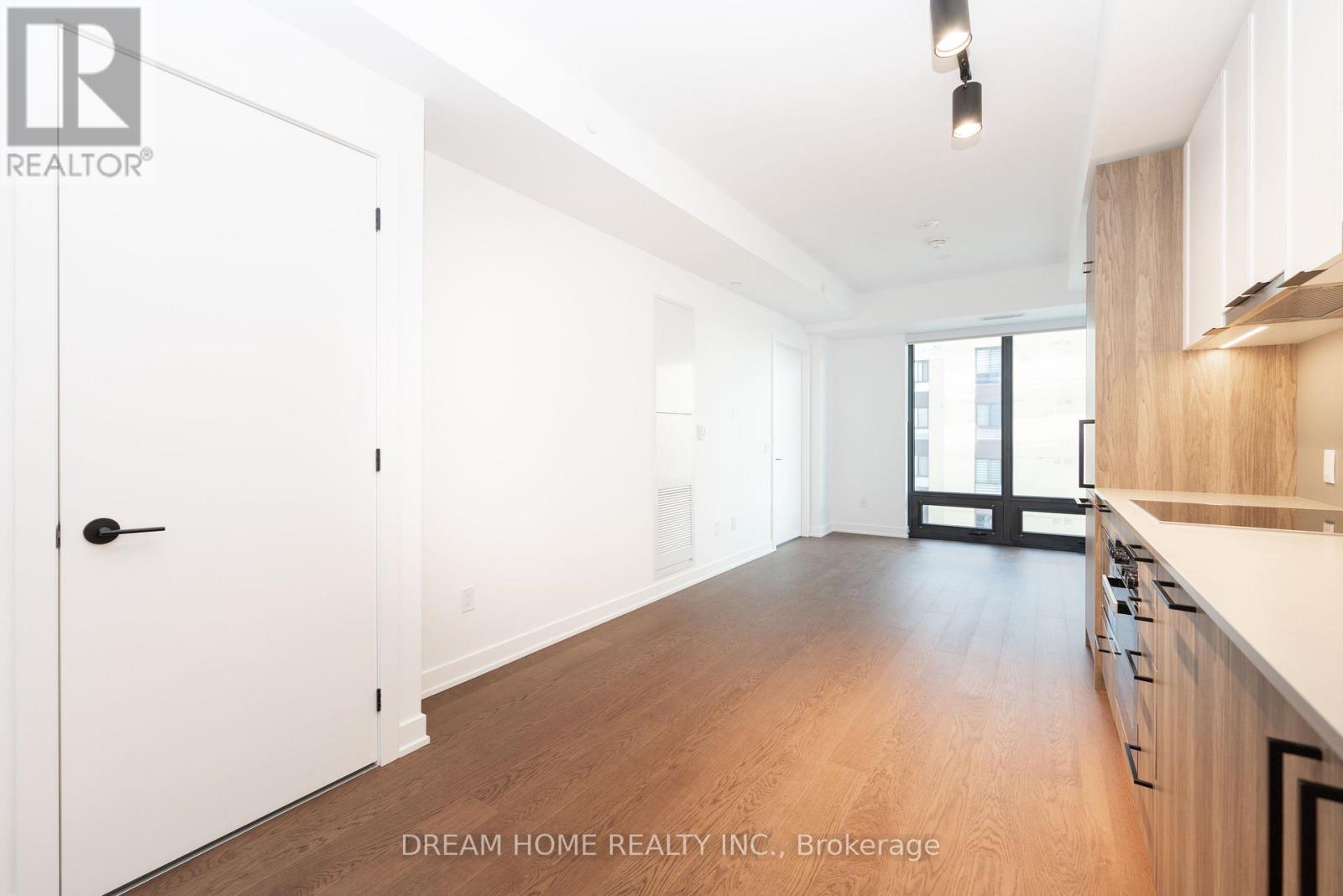 2002 - 91 Montclair Avenue Property Photo 9