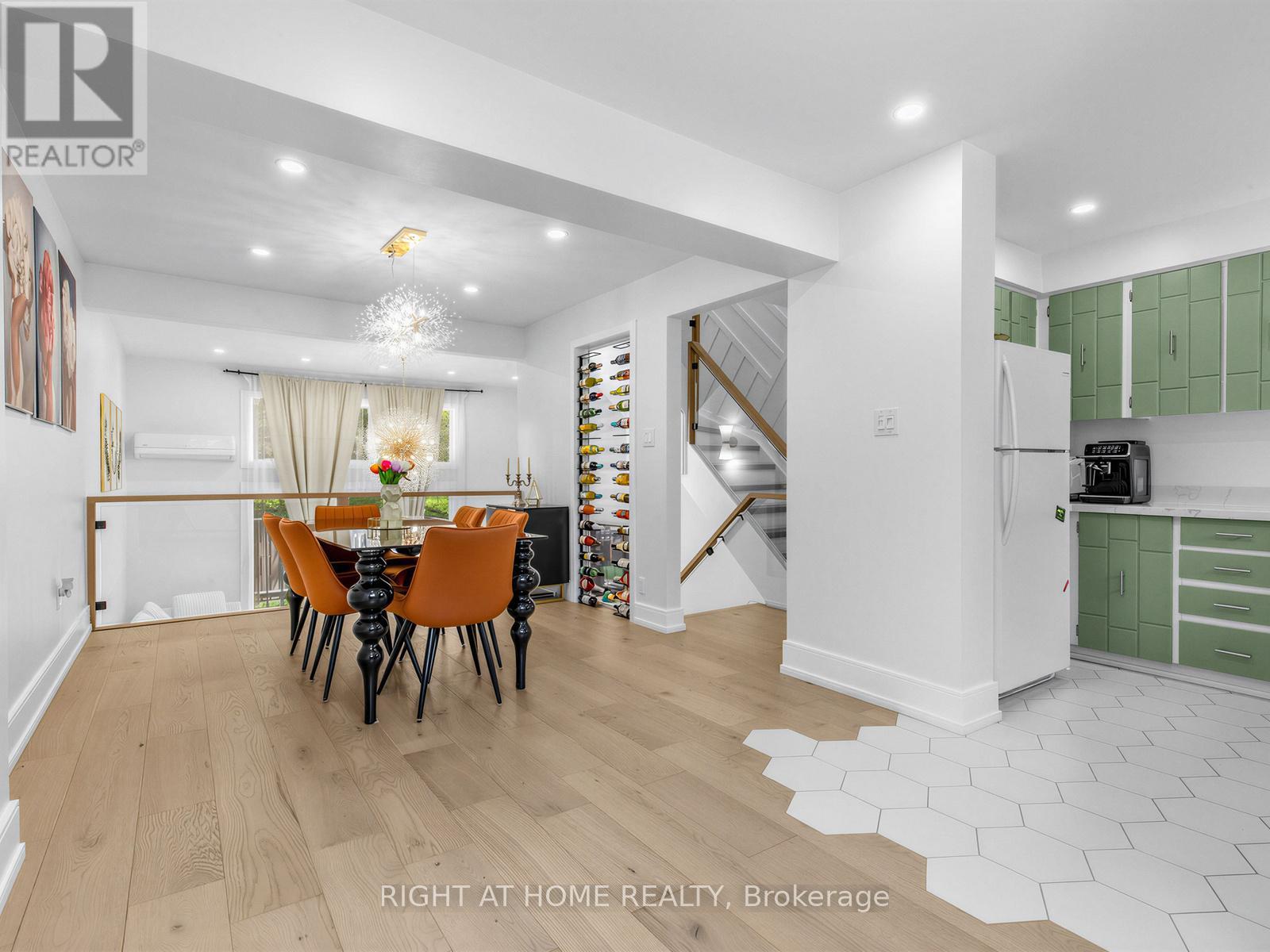 100 Jenny Wren Way Property Photo 15