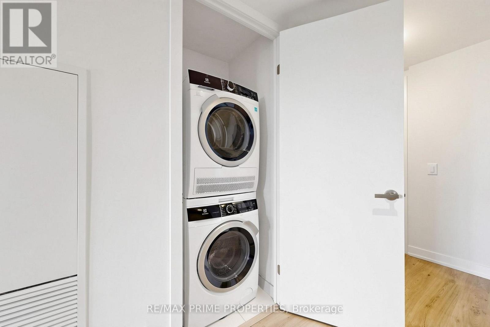 4302 - 138 Downes Street Property Photo 21