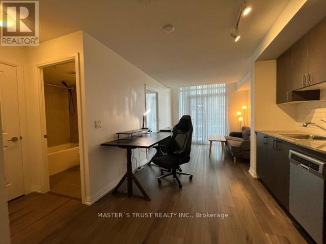 306 - 50 Ann O'reilly Road Property Photo 5