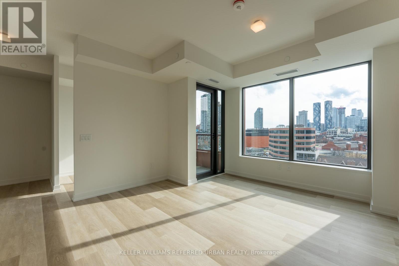 822 - 28 Eastern Avenue Property Photo 6