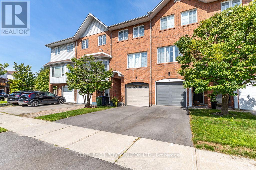 28 Rumi Crescent Property Photo 2