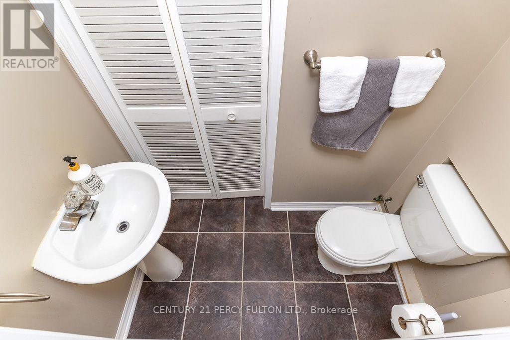28 Rumi Crescent Property Photo 11