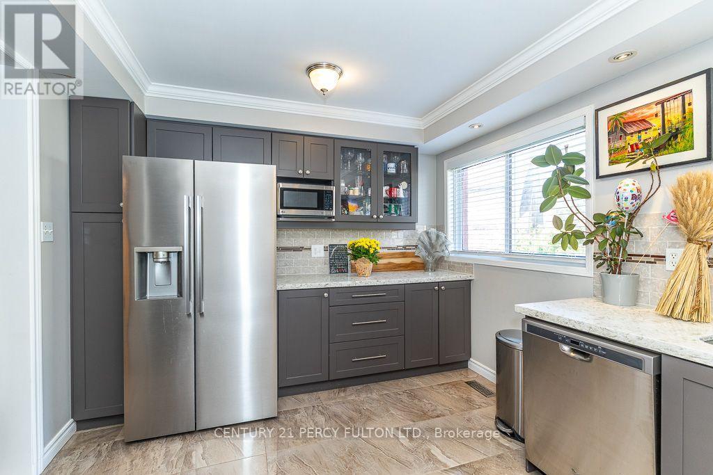 28 Rumi Crescent Property Photo 18