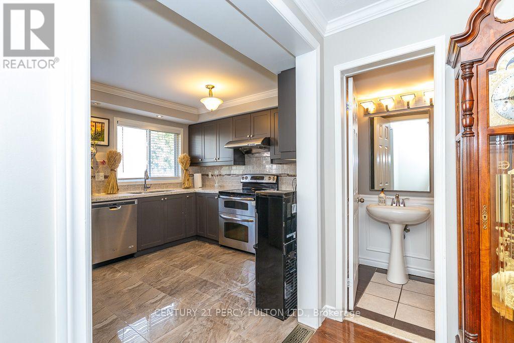 28 Rumi Crescent Property Photo 19