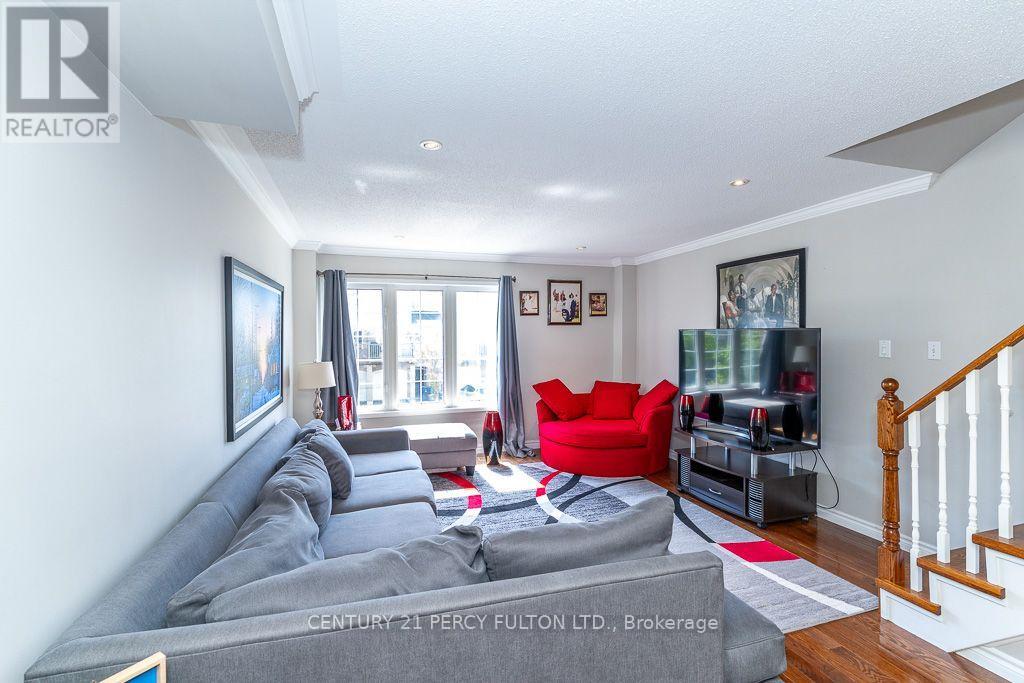 28 Rumi Crescent Property Photo 23