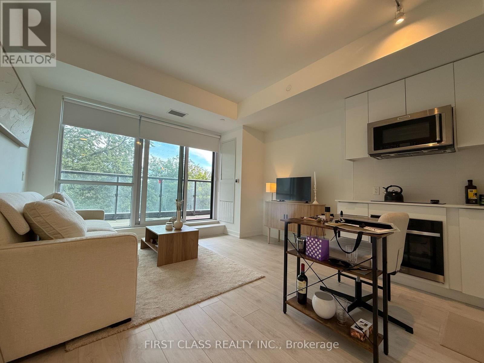 322 - 181 Sheppard Avenue E Property Photo 2