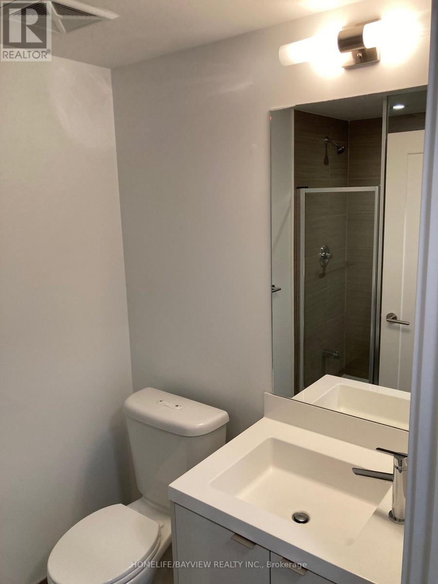 2707 - 10 York Street Property Photo 5