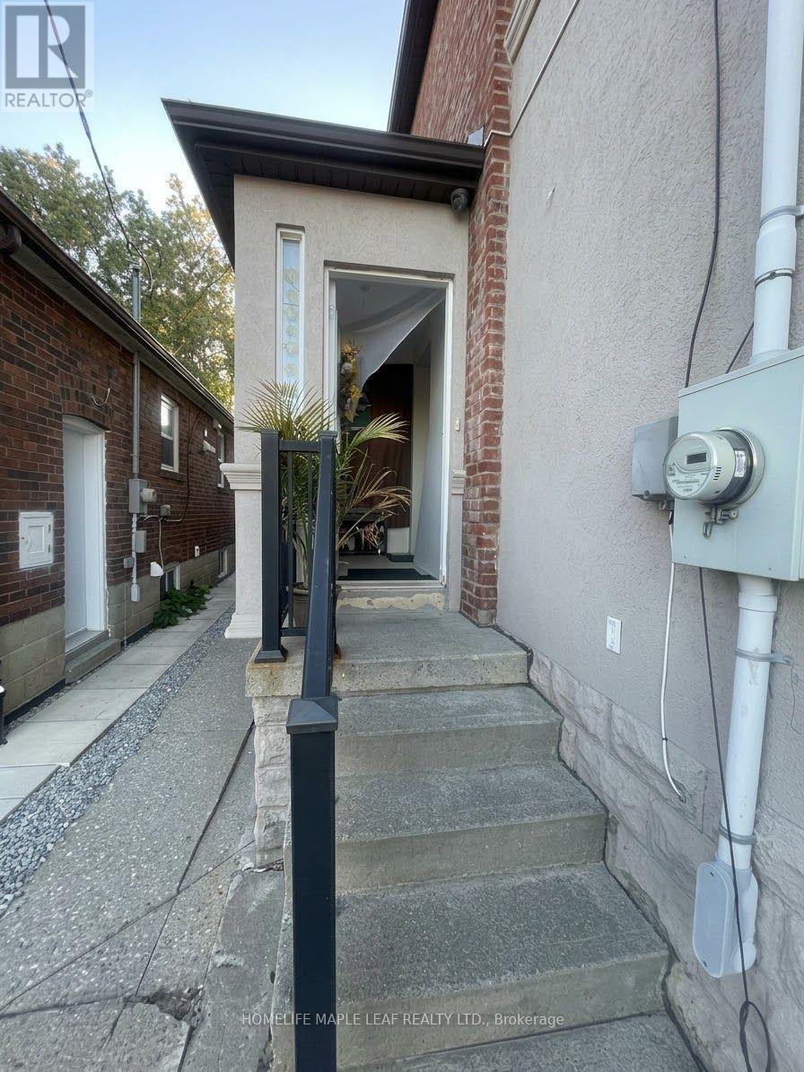 600 Oakwood Avenue Property Photo 3