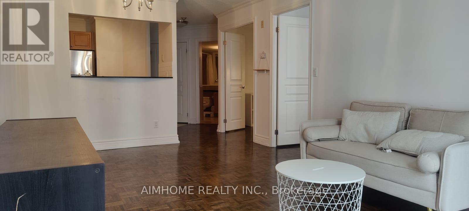 407 - 1 Balmoral Avenue Property Photo 3