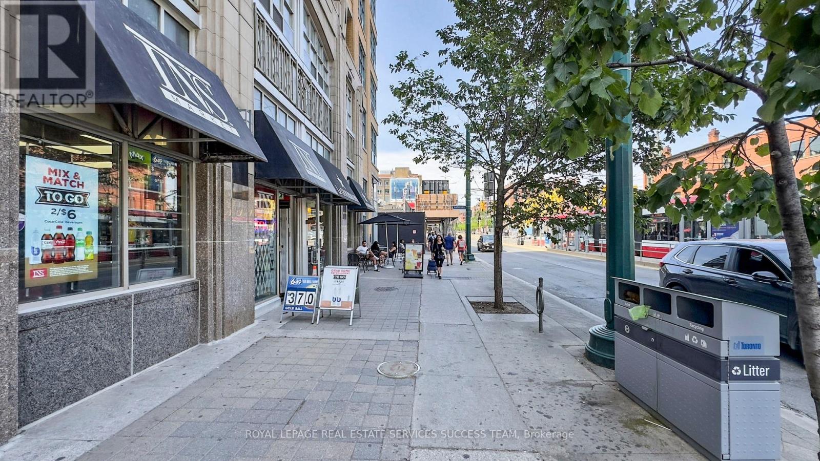 3 - 148 Spadina Avenue Property Photo 6