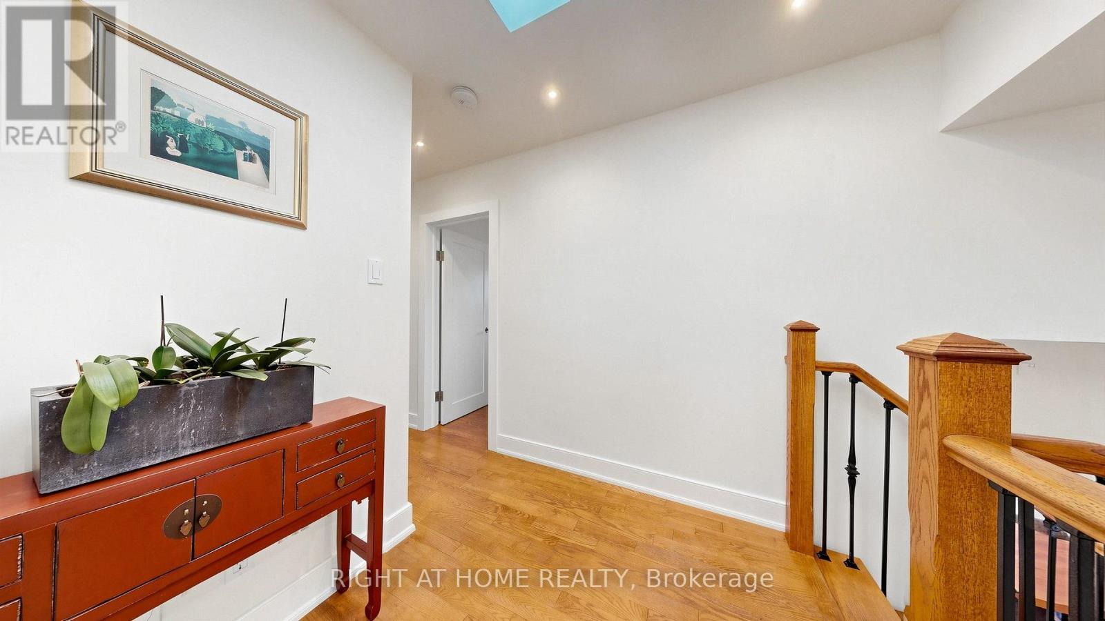 24 Stonedene Boulevard Property Photo 19