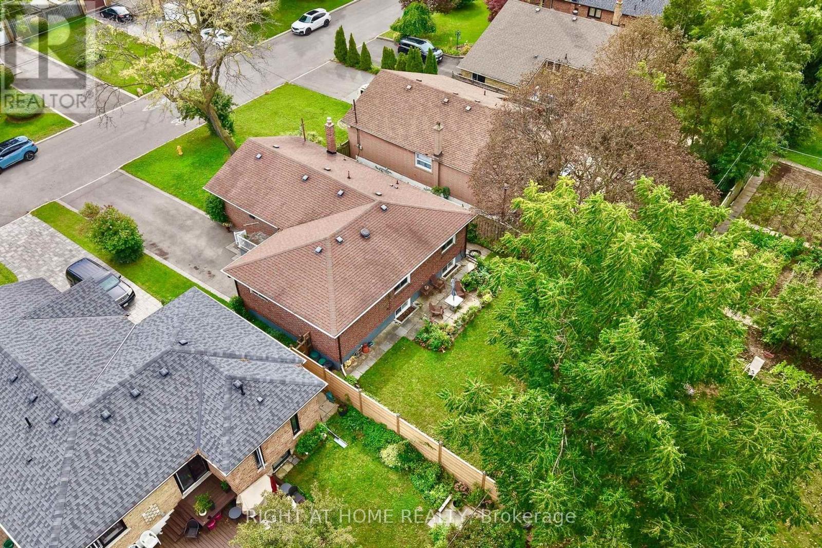 202 Waterloo Avenue Property Photo 4