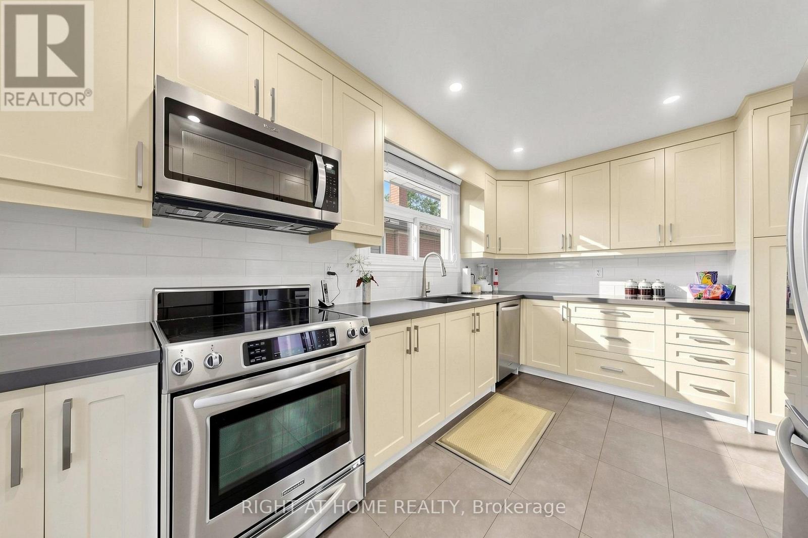 202 Waterloo Avenue Property Photo 19