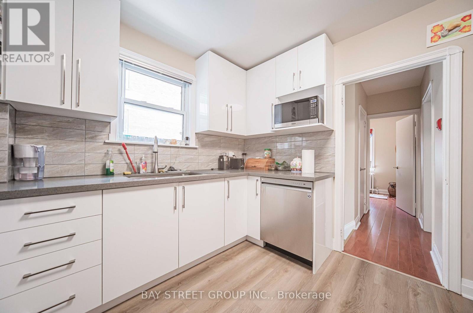 65 Spadina Road Property Photo 7