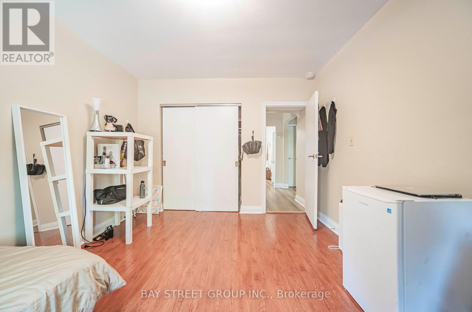 65 Spadina Road Property Photo 10