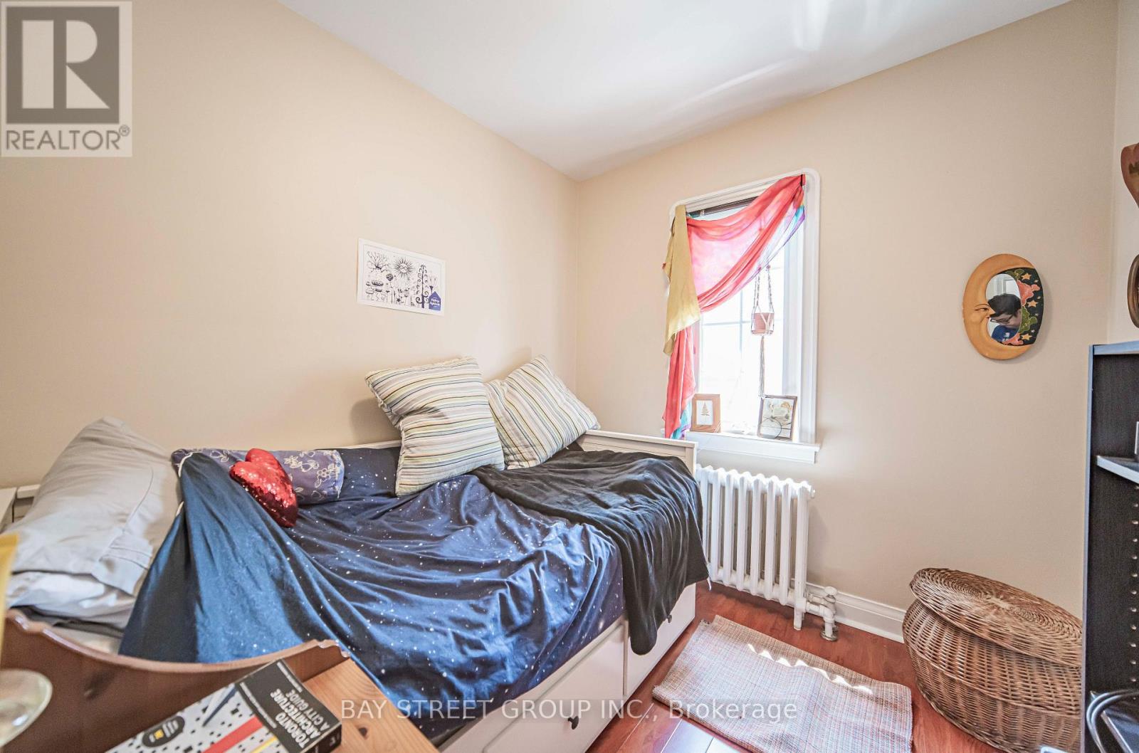 65 Spadina Road Property Photo 11