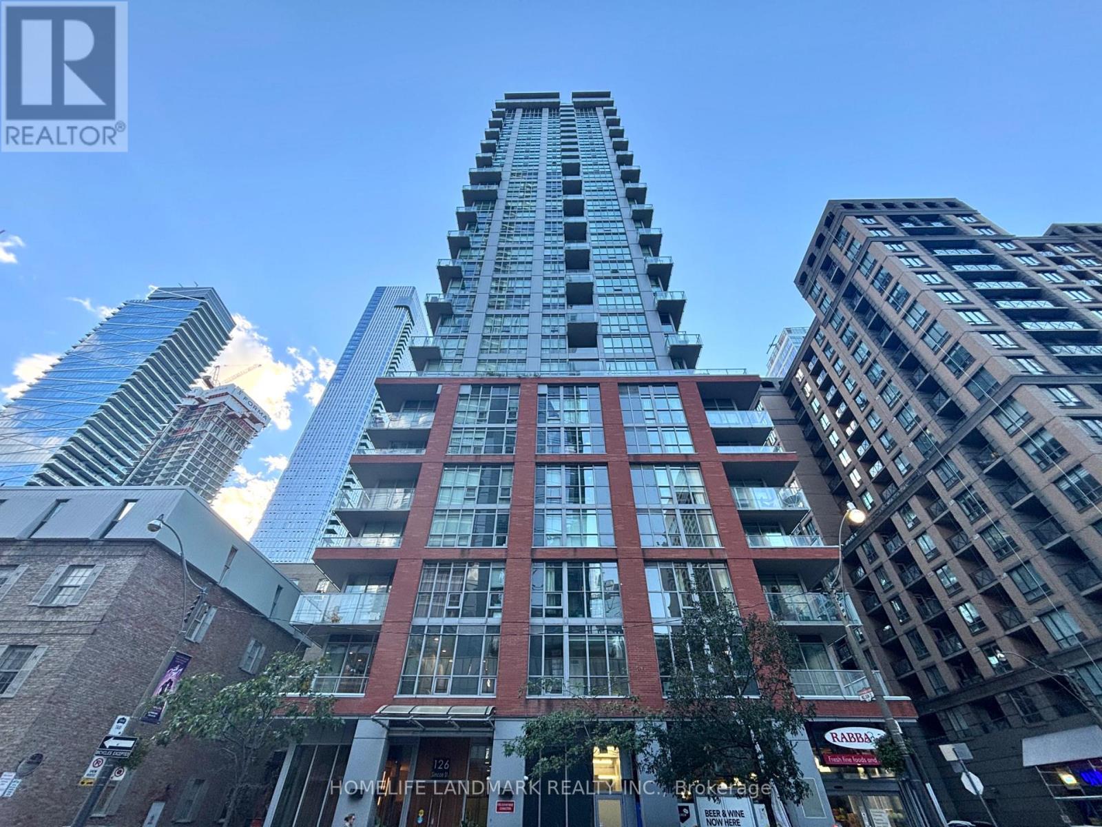 3306 - 126 Simcoe Street Property Photo 1