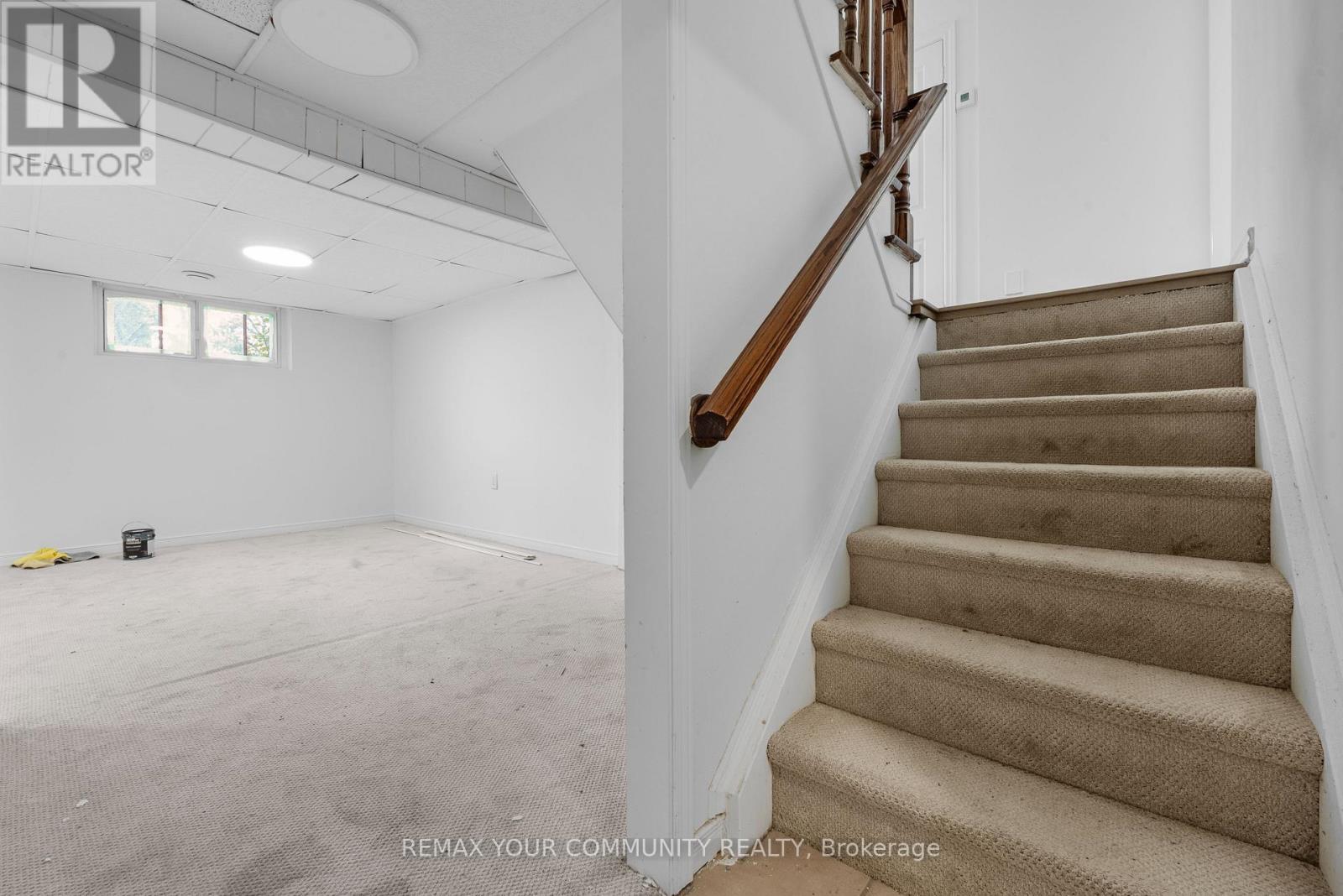 2 Lisburn Crescent Property Photo 17
