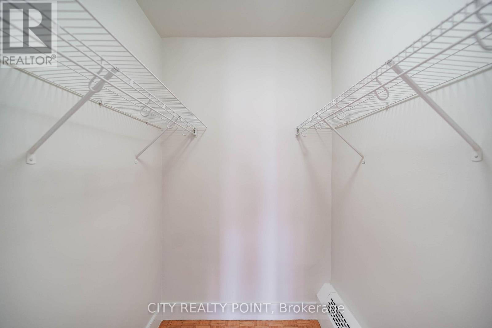 404 - 666 Spadina Avenue Property Photo 14